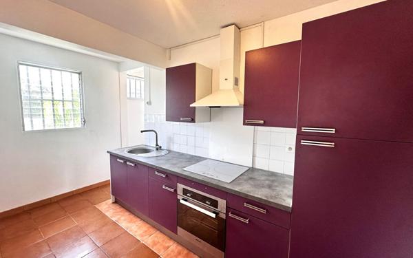 Appartement à vendre    4 pièces •  Fort-de-France