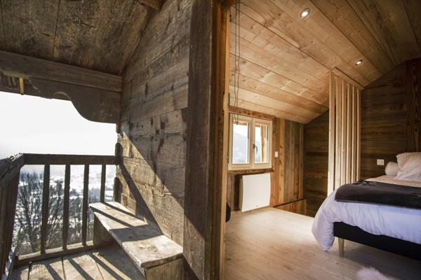 Samoëns (74340) Propriété d’exception 430 m² rénovée, vue montagnes, 17 000 m² en zone naturelle, proche Grand Massif