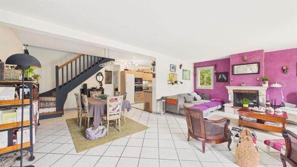 Espelette - Maison familiale aux beaux volumes, à proximité du centre Espelette