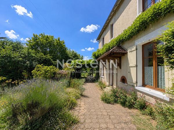 Maison de caractère Varennes-Vauzelles 2h de Paris terrain 1114m2 familiale  5 chambres