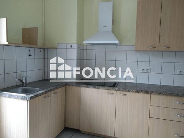 Location Appartement 3 pièces 77 m² - 27 A AVENUE DE NOAILLES Evian Les Bains 74500