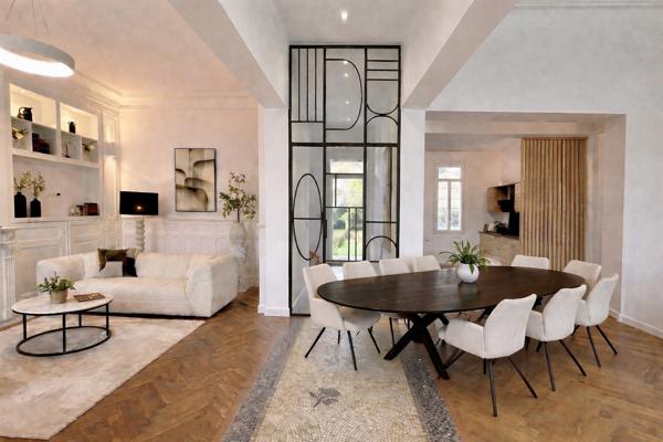 Maison Bourgeoise Rénovée de 220 m² – Le Sart, Villeneuve-d’Ascq – 6 Chambres – Jardin – Proche, Tram et Métro VILLENEUVE D ASCQ