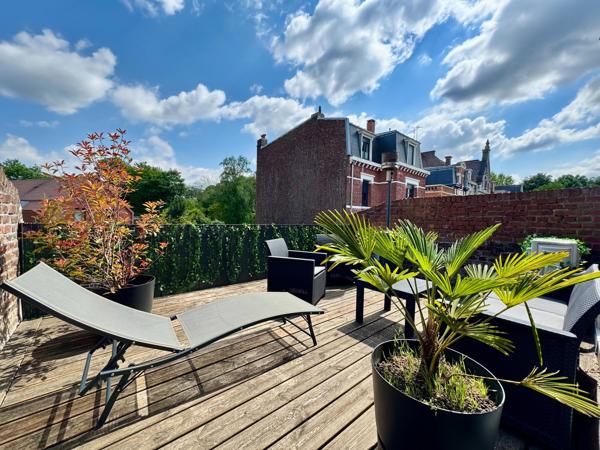 Maison Bourgeoise Rénovée de 220 m² – Le Sart, Villeneuve-d’Ascq – 6 Chambres – Jardin – Proche, Tram et Métro VILLENEUVE D ASCQ