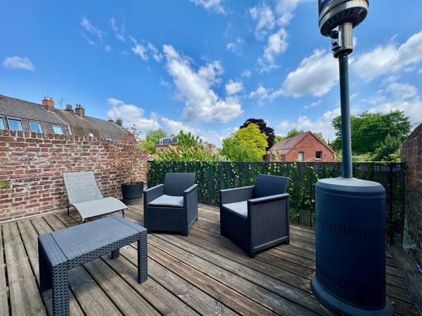 Maison Bourgeoise Rénovée de 220 m² – Le Sart, Villeneuve-d’Ascq – 6 Chambres – Jardin – Proche, Tram et Métro VILLENEUVE D ASCQ