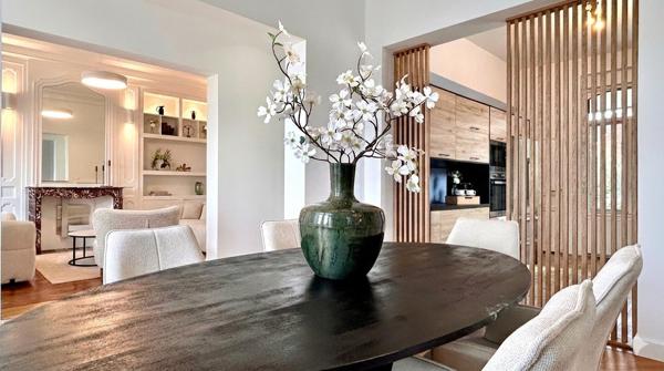 Maison Bourgeoise Rénovée de 220 m² – Le Sart, Villeneuve-d’Ascq – 6 Chambres – Jardin – Proche, Tram et Métro VILLENEUVE D ASCQ