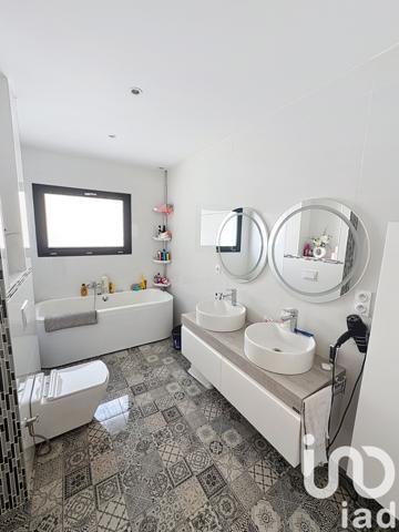 Maison à vendre 5 pièces 136 m² Corbonod