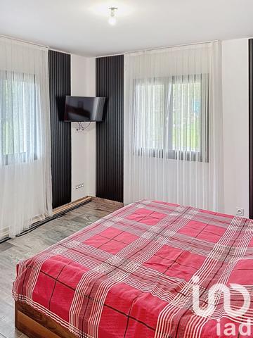 Maison à vendre 5 pièces 136 m² Corbonod