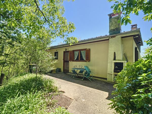 Reyrieux (01600) Maison 139.87m² terrain 2069m² boisé