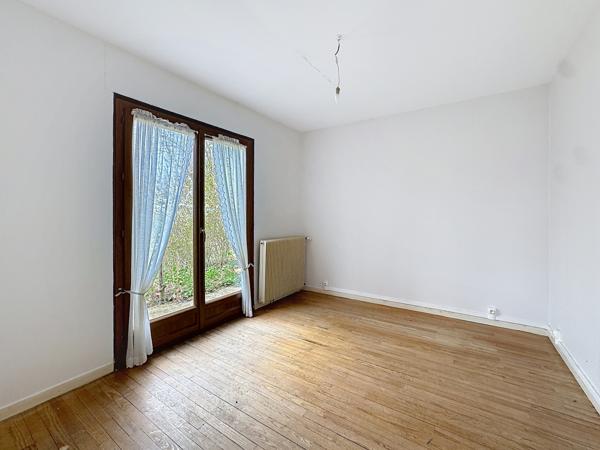 Reyrieux (01600) Maison 139.87m² terrain 2069m² boisé