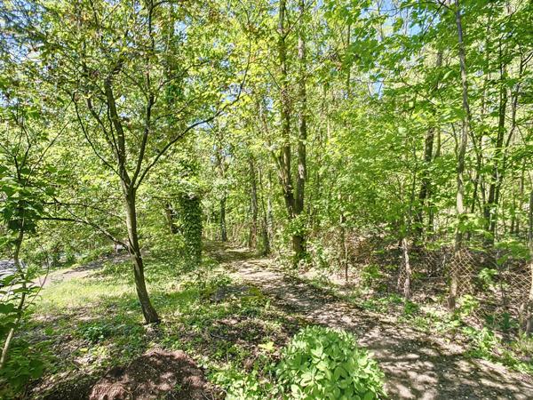 Reyrieux (01600) Maison 139.87m² terrain 2069m² boisé