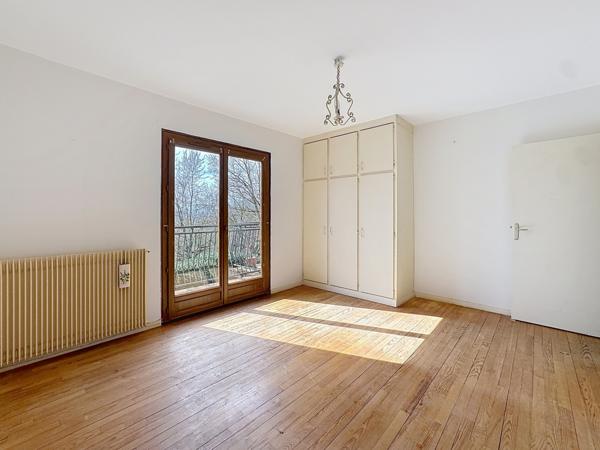 Reyrieux (01600) Maison 139.87m² terrain 2069m² boisé