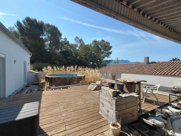 Vente                                                      Maison
                        
                     4 pièces                      105 m2                     à Pourrières
