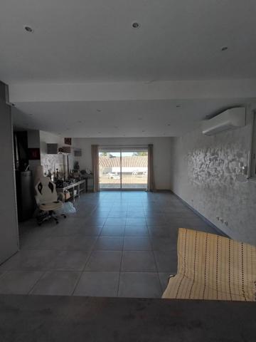 Vente                                                      Maison
                        
                     4 pièces                      105 m2                     à Pourrières