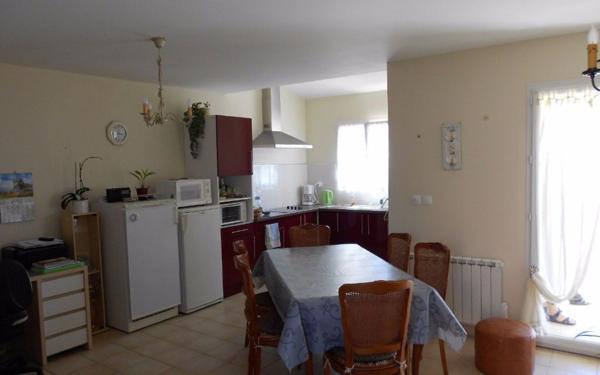 Maison à louer    3 pièces • 80 m2 Générac