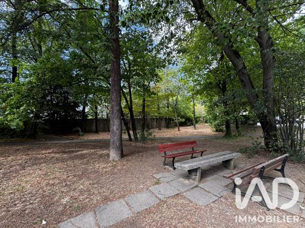Appartement à vendre 4 pièces 66 m² Saint-Égrève