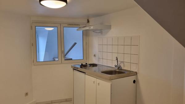 Appartement Corbeil Essonnes 1 pièce(s) 23.41 m2