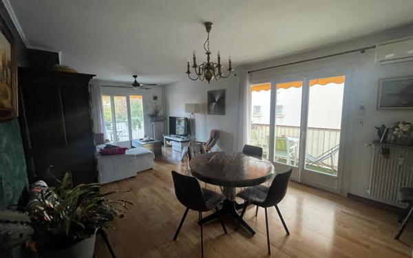 Appartement à vendre    4 pièces • 70 m2 La Seyne-sur-Mer