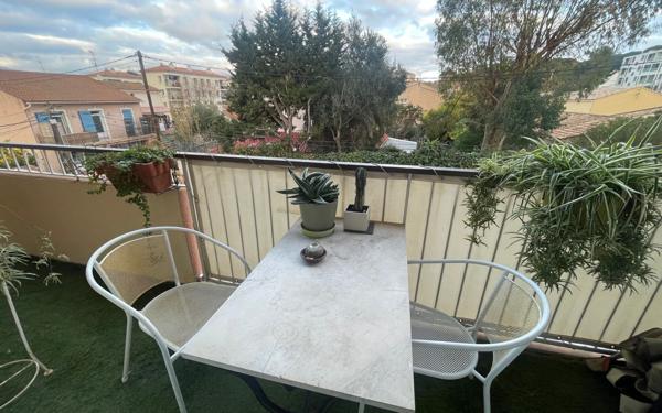 Appartement à vendre    4 pièces • 70 m2 La Seyne-sur-Mer