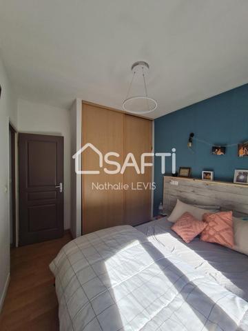 Immeuble de rapport Appartements et local commercial loués