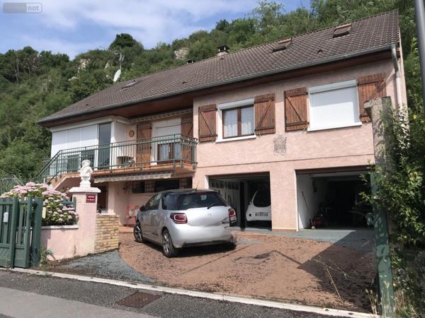 Maison individuelle à vendre à Rochefort-sur-Nenon dans le Jura (39700), ref : VM3607-39032
