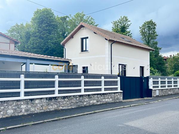 Vente
                Maison95,17 m² - 5 Pièces -
                    VILLENEUVE LE ROI (94290)