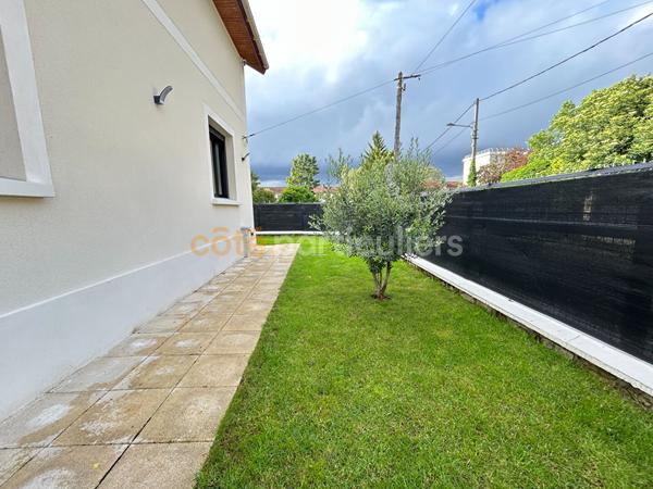 Vente
                Maison95,17 m² - 5 Pièces -
                    VILLENEUVE LE ROI (94290)