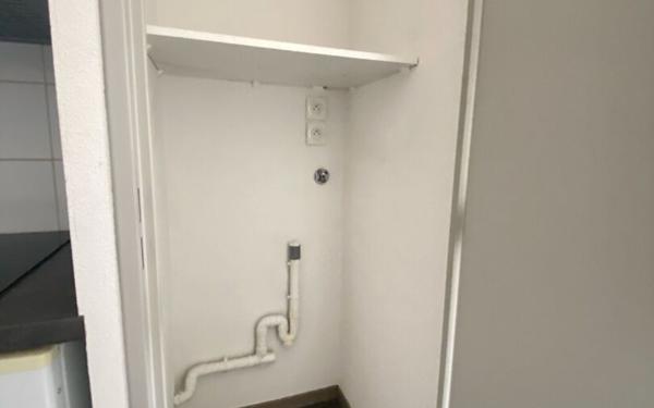 Appartement à louer    1 pièce •  Lyon 8