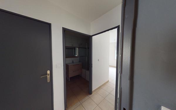 Appartement à louer    3 pièces • 60,56 m2 Vaulx-en-Velin