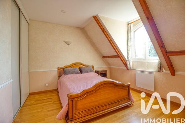 Maison à vendre 7 pièces 165,79 m² Saint-Prix