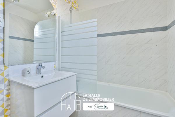 Maison
         5 pièces
        - 88 m² Exclusivité 149 900 € *