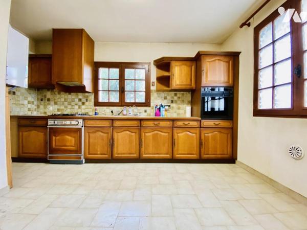 Maison T4 au calme en impasse avec grand garage et 344m² de terrain