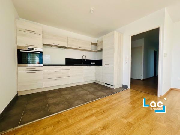 WAMBRECHIES - Appt Type 3 - 71 m² - Terrasse - 2 parkings