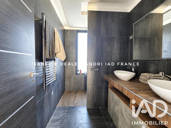 Maison à vendre 5 pièces 127 m² Ollioules