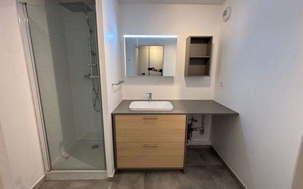 Appartement à louer    2 pièces • 41,06 m2 Cluses