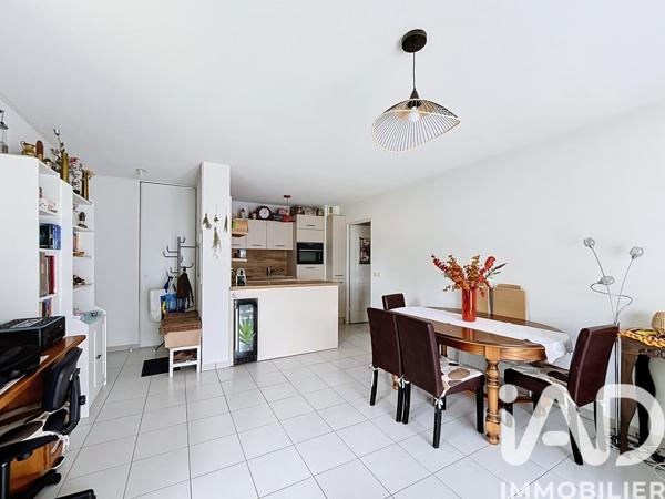 Appartement à vendre 3 pièces 61,7 m² Artigues-près-Bordeaux