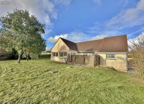 Maison à vendre à Gonneville-le-Theil dans la Manche (50330), ref : 045/1702