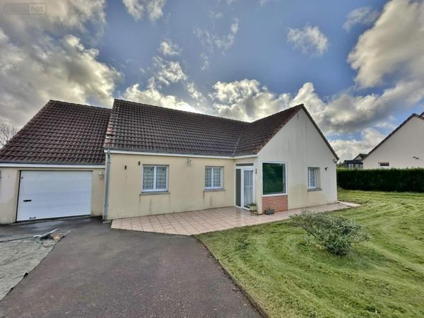 Maison à vendre à Gonneville-le-Theil dans la Manche (50330), ref : 045/1702