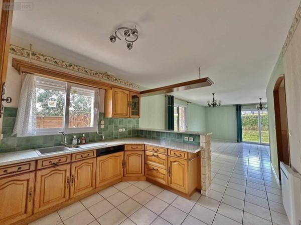 Maison à vendre à Gonneville-le-Theil dans la Manche (50330), ref : 045/1702