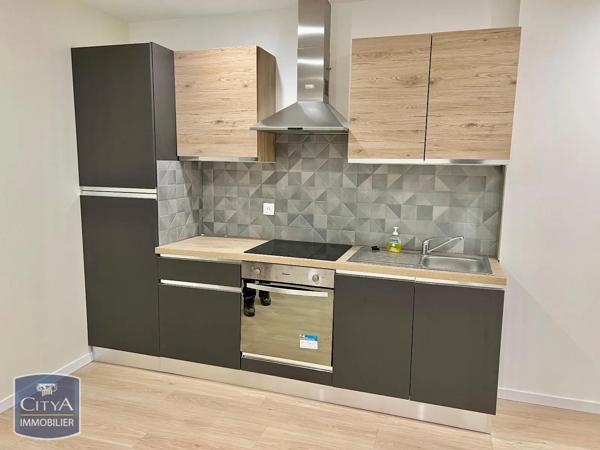 Appartement à louer 2 pièces 40.12m² Charleville-Mézières (08000)