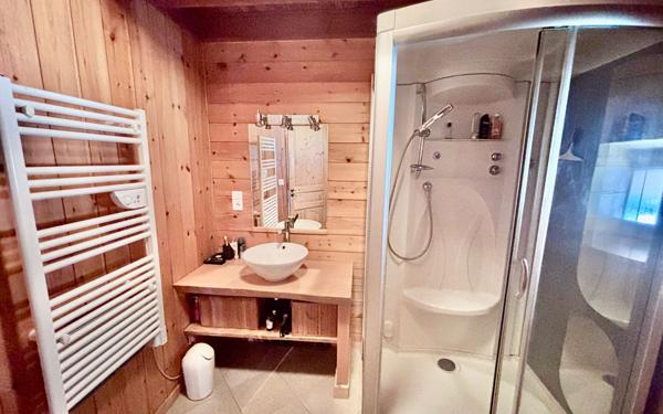 Maison à vendre    6 pièces • 185 m2 Saint-Étienne-en-Dévoluy