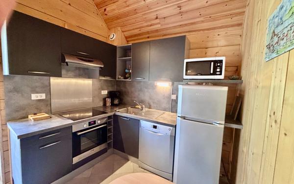 Maison à vendre    6 pièces • 185 m2 Saint-Étienne-en-Dévoluy