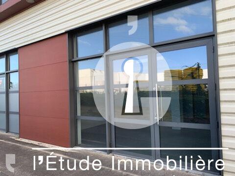 A Louer LAVAL, axe principal local commercial 200 m2