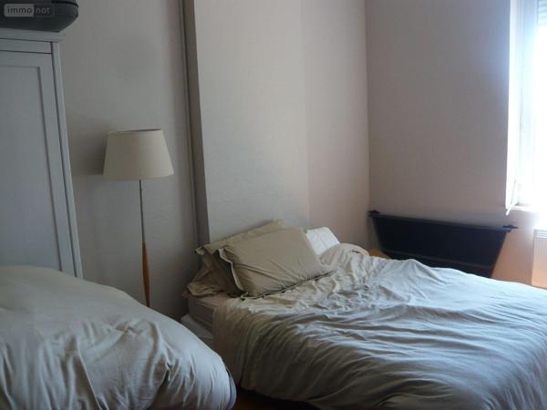 Corps de ferme à vendre à Teuillac en Gironde (33710), ref : 33082/288