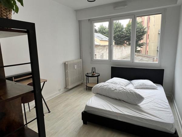 ROUBAIX APPARTEMENT T5