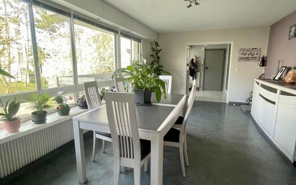 Appartement à vendre    5 pièces • 97 m2 Les Ulis