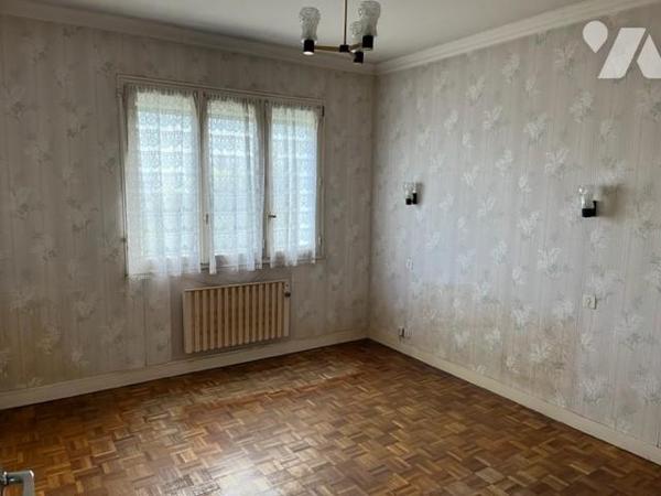 Maison sur sous sol avec 2 chambres 