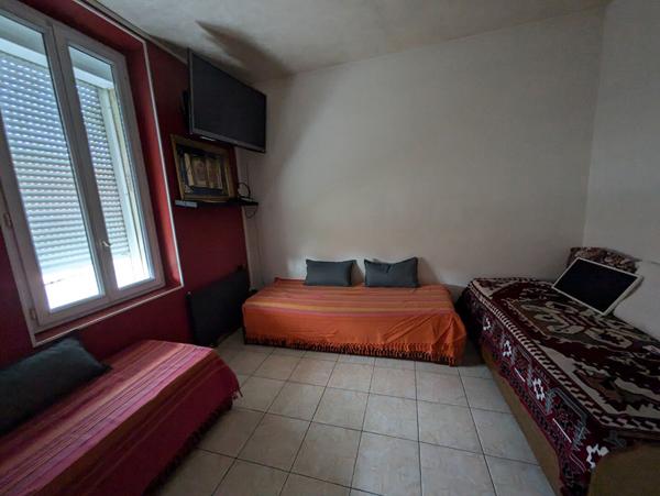 MAISON T5 5 PIECES MARSEILLE 13014 PETIT CANET TERRAIN GARAGE DEPENDANCE