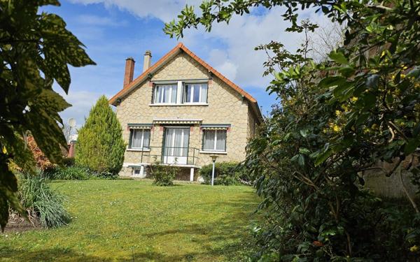 Maison à vendre    4 pièces • 102 m2 Saint-Ouen-l'Aumône