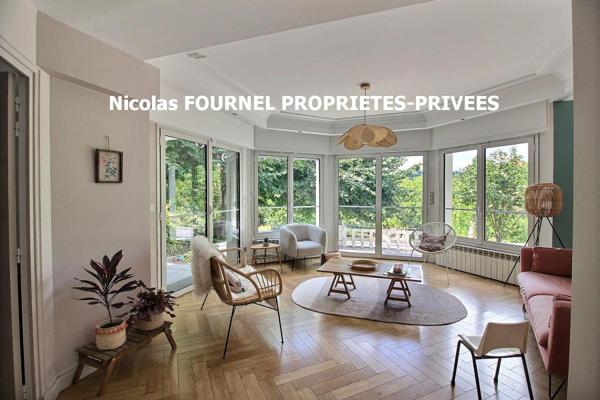 Saint Etienne maison de Maître de 275 m²  5 chambres, avec piscine, dépendance et carport sur 1900m² de terrain