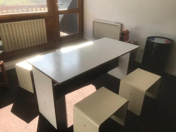 Appartement à vendre 2 pièces LA MONGIE (65) avec un balcon, 2 celliers, 2 casiers à ski, et un Parking extérieur.